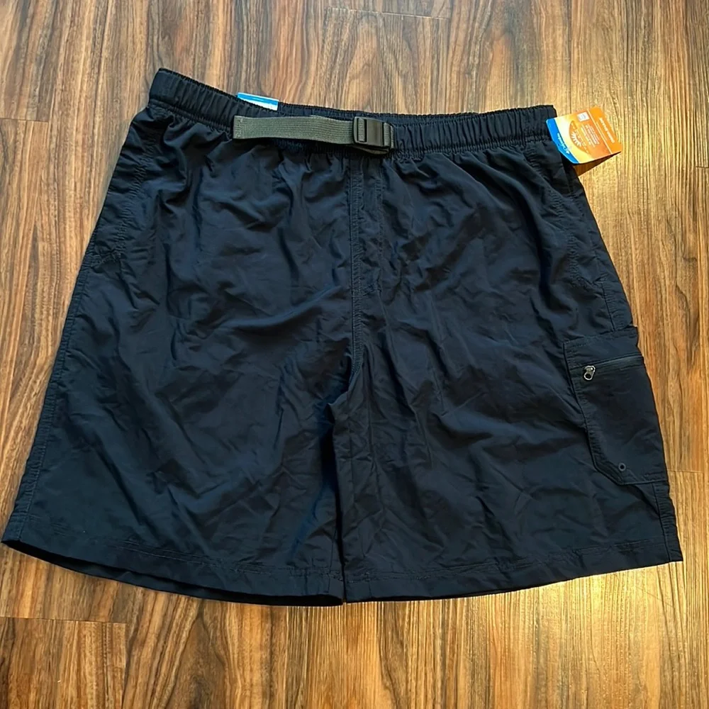 Columbia Omni Shade Relaxed Short, 9” - Picture 4 of 12